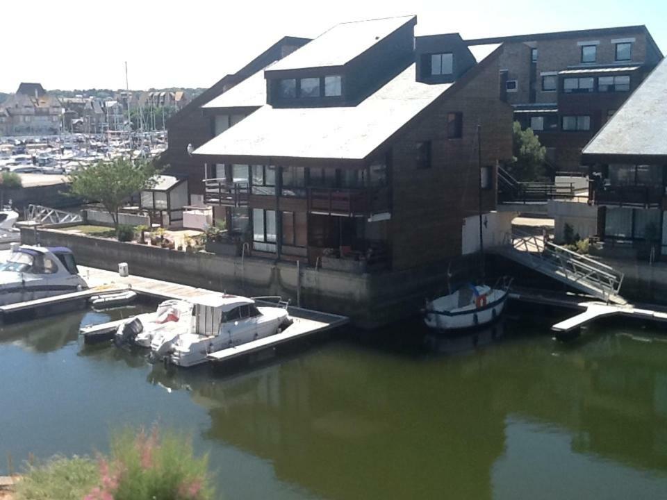 Residence "Les Planches" Deauville Exterior photo
